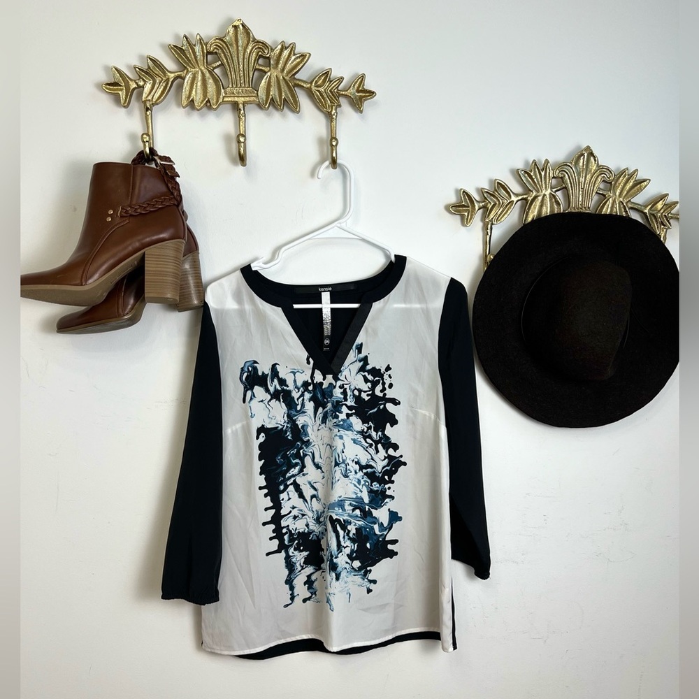 KENSIE CHIC print top M ptp 20”